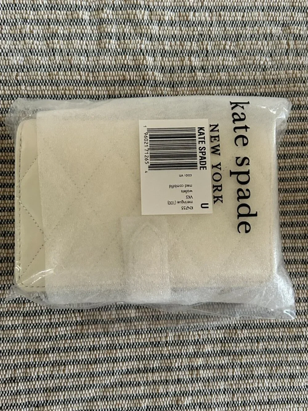 NWT kate spade Quilted Medium Bifold Wallet